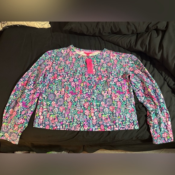 Lilly Pulitzer Long Sleeve Top - Picture 2 of 5